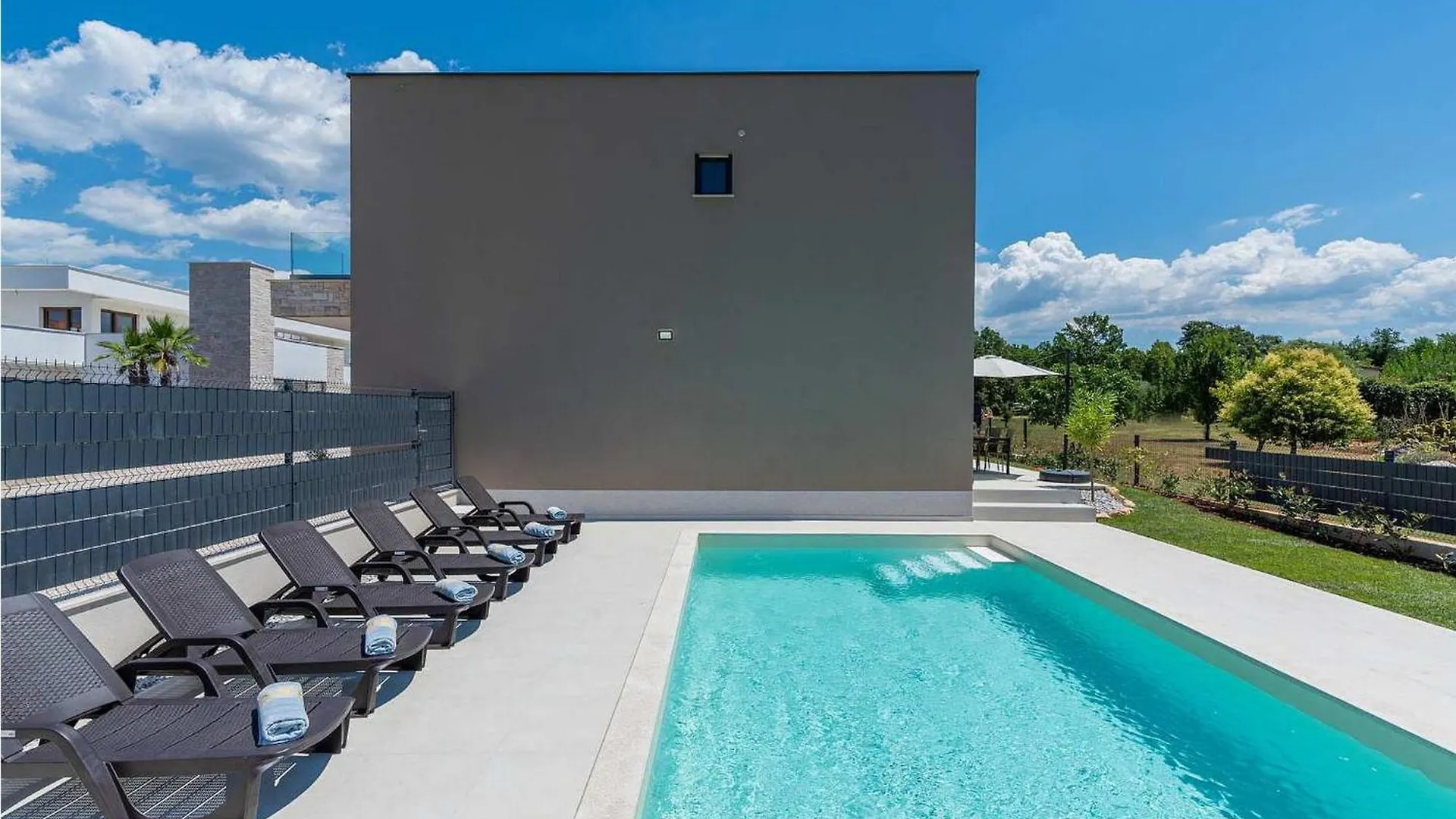 Villa Atena Porec 0*,