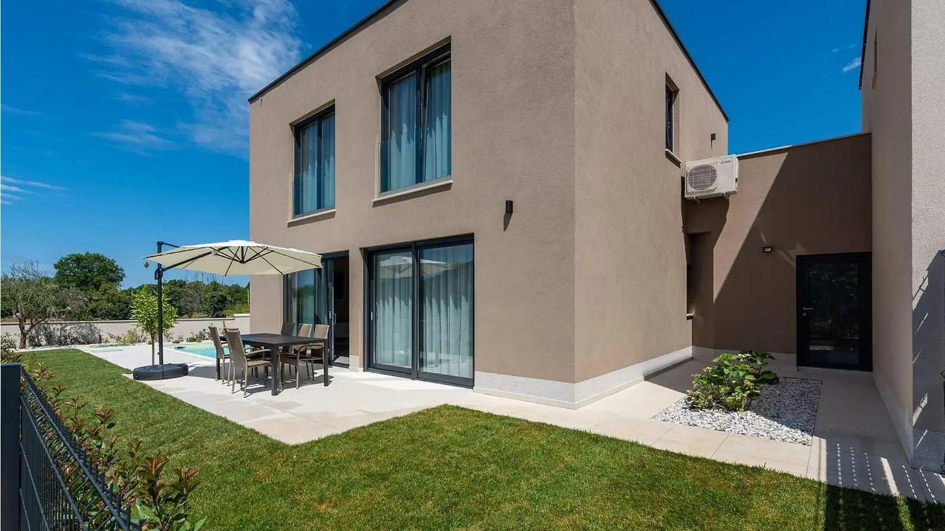 Villa Atena Porec 0*,